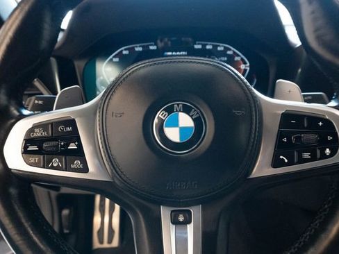 Used 2022 BMW M440i Convertible image 19