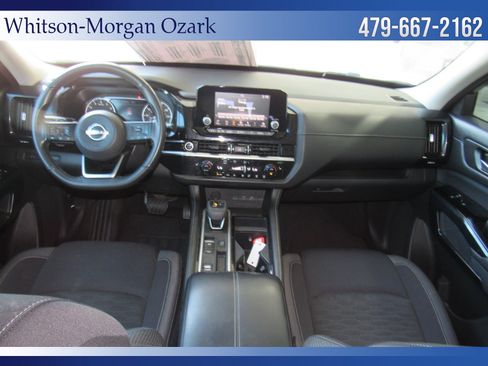 Used 2022 Nissan Pathfinder SV FWD image 32