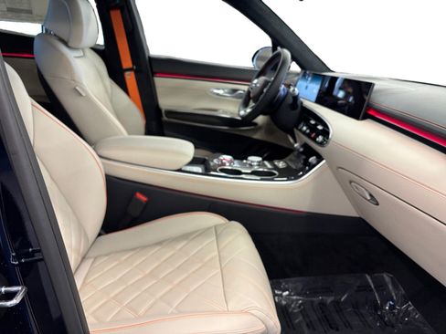 New 2026 Genesis GV70 3.5T Sport Prestige AWD/4WD image 15