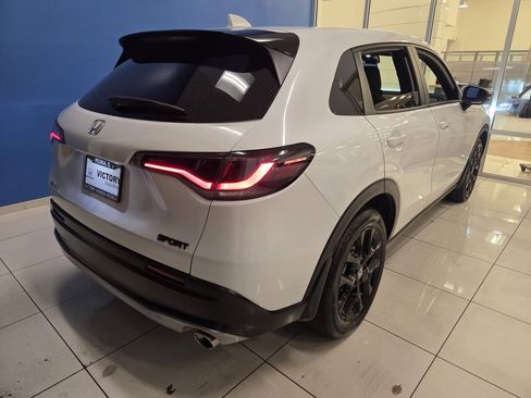 Certified 2023 Honda HR-V Sport image 6