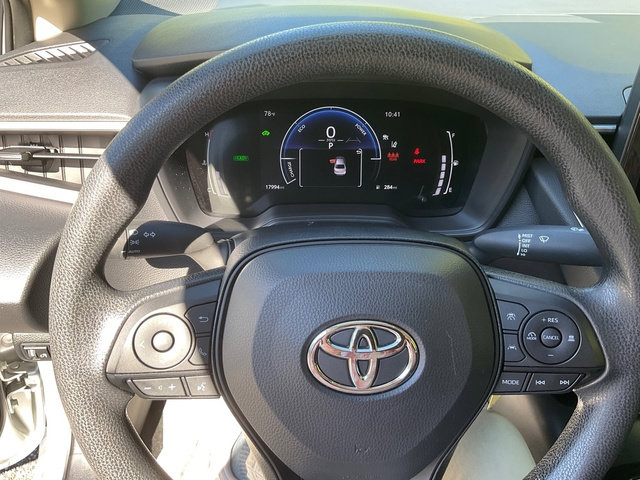 Used 2026 Toyota Corolla LE FWD image 17