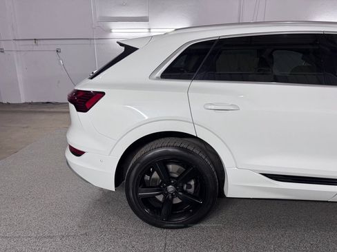 Used 2019 Audi e-tron Premium Plus w/ Cold Weather Package AWD/4WD image 8