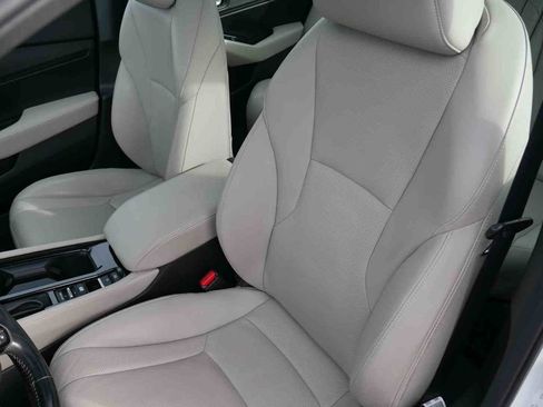 Used 2024 Honda Accord Touring image 30