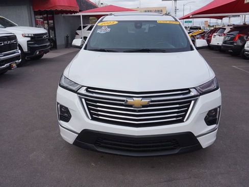 Used 2023 Chevrolet Traverse Premier image 11