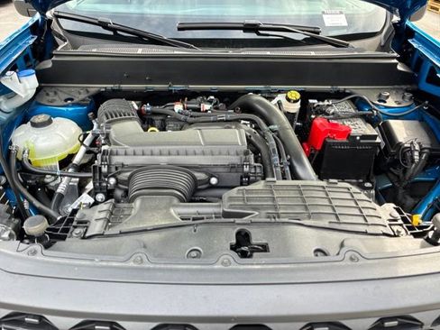 Used 2025 Ford Maverick XL w/ Equipment Group 102A AWD/4WD image 19