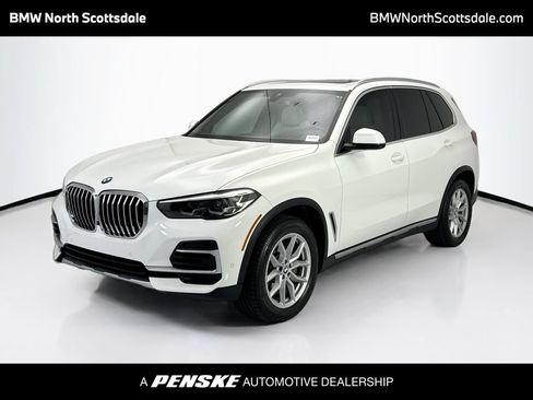 Certified 2022 BMW X5 sDrive40i w/ Premium Package RWD image 1