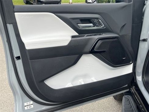 New 2025 Chevrolet Silverado EV RST image 9