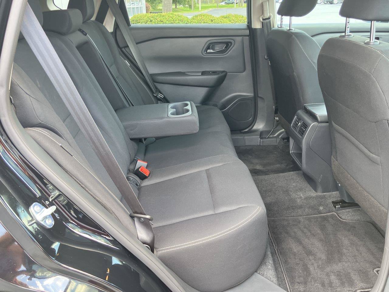 Used 2026 Nissan Rogue S FWD image 29