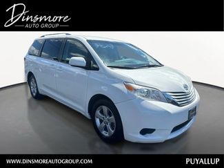 Used 2017 Toyota Sienna LE FWD video 1