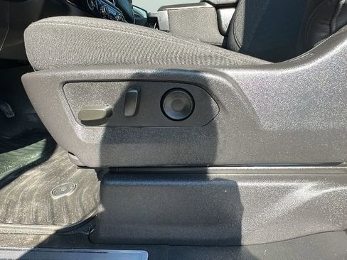 Used 2024 GMC Sierra 1500 Elevation image 24