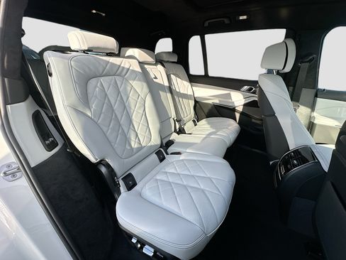 New 2027 BMW X7 xDrive40i w/ M Sport Package AWD/4WD image 20