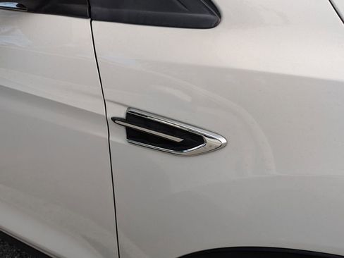 Used 2017 Ford Escape SE AWD/4WD image 11