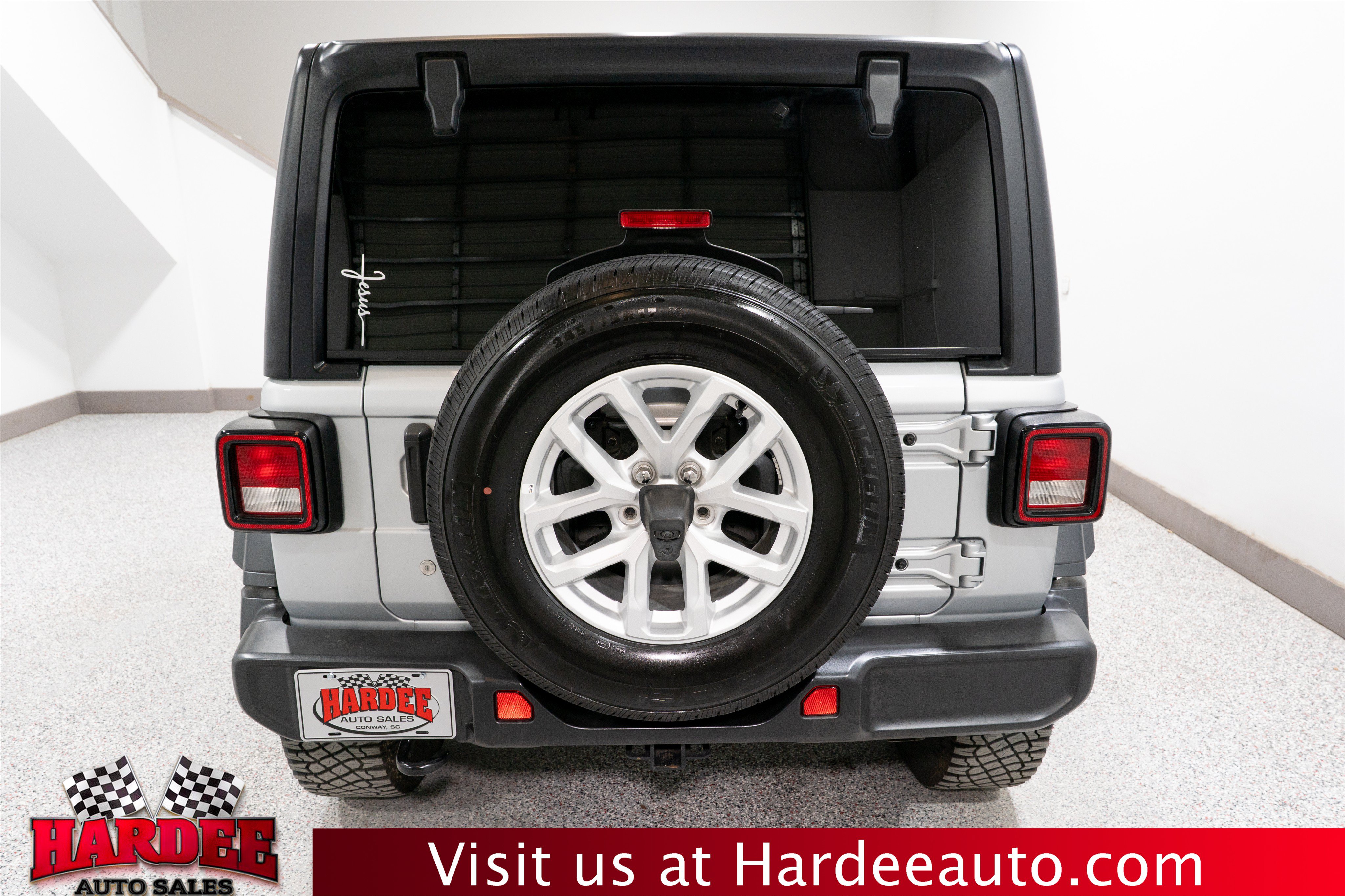 Used 2023 Jeep Wrangler Unlimited Sport w/ Xtreme 35 Tire Package AWD/4WD image 4