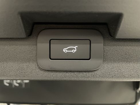 New 2026 Land Rover Discovery Dynamic SE AWD/4WD image 42