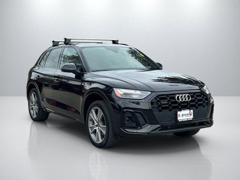 Used 2025 Audi Q5 2.0T Premium image 3