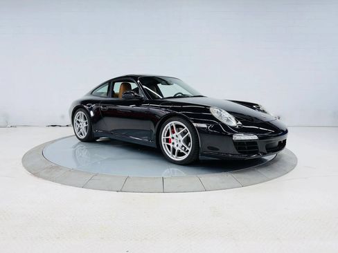 Used 2009 Porsche 911 Carrera S RWD image 2