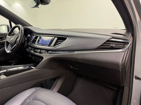 Used 2024 Buick Enclave Essence w/ Technology Package image 28