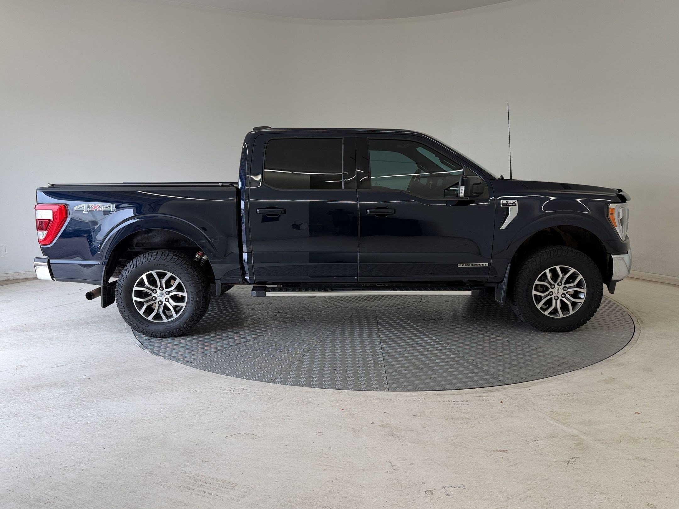 Used 2022 Ford F150 Lariat AWD/4WD image 8