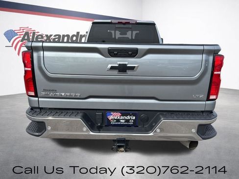 Certified 2025 Chevrolet Silverado 3500 LTZ w/ LTZ Convenience Package image 7