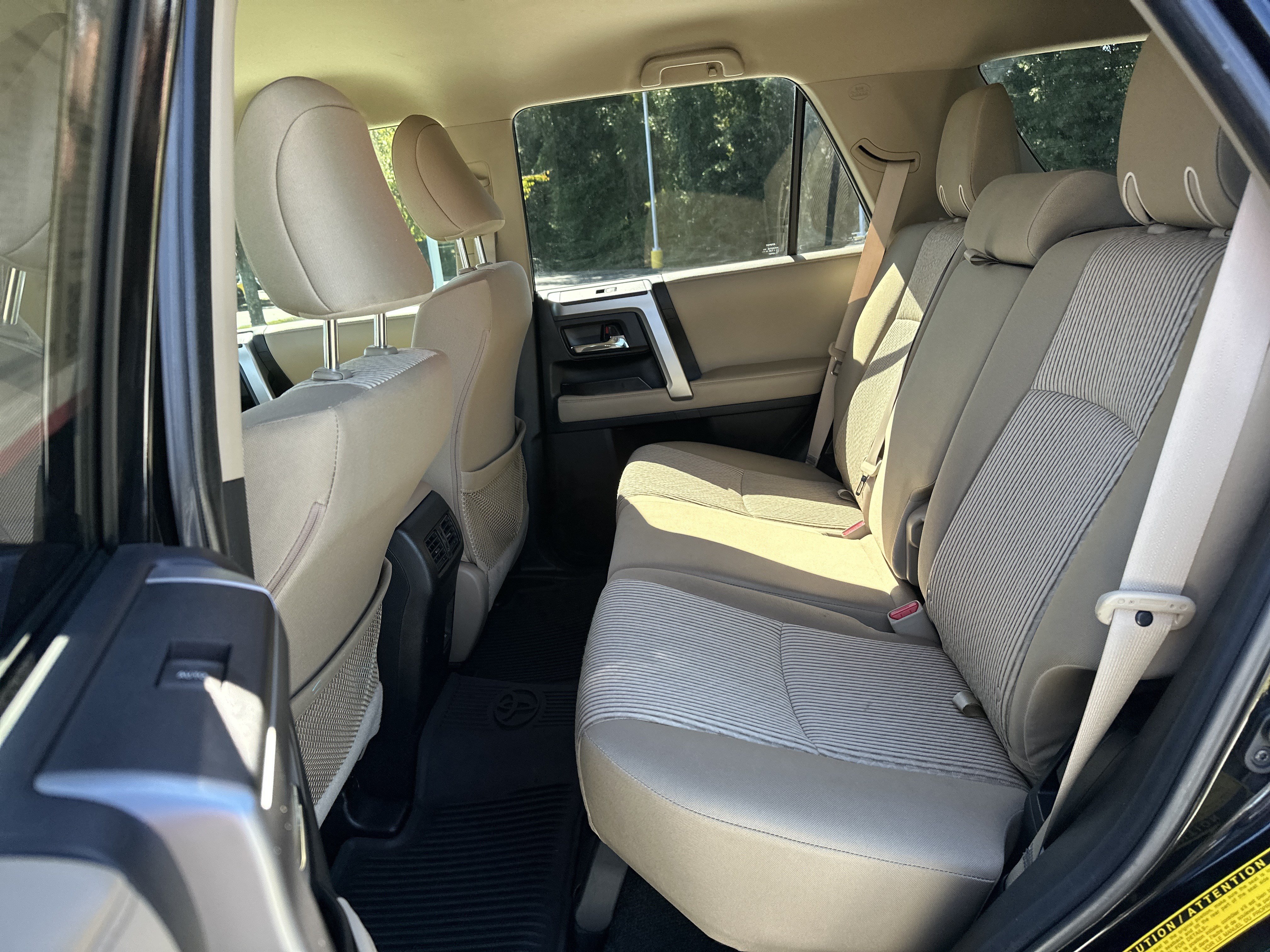 Used 2022 Toyota 4Runner SR5 RWD image 31