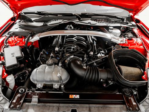 Used 2018 Ford Mustang Shelby GT350 w/ Electronics Package image 54