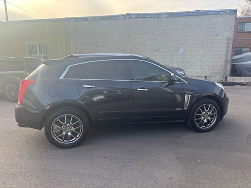Used 2016 Cadillac SRX Performance w/ Midnight Edition Package image 4