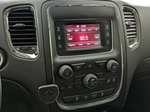 Used 2017 Dodge Durango SXT w/ 3rd Row Seating Group AWD/4WD image 18