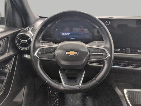 Used 2025 Chevrolet Equinox LT AWD/4WD image 6