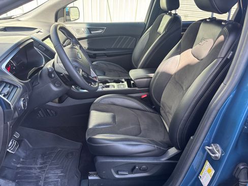 Used 2020 Ford Edge ST image 17