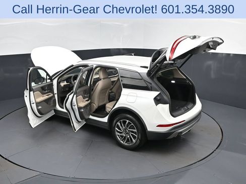 Used 2021 Lincoln Corsair FWD image 48