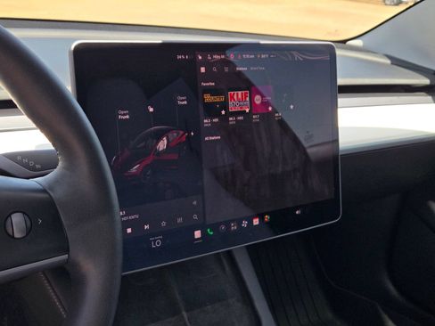 Used 2021 Tesla Model 3 Standard Range Plus RWD image 11