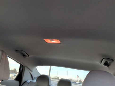 Certified 2025 Hyundai Elantra Blue image 21