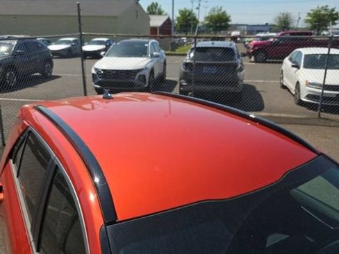 Used 2023 Kia Niro Wind w/ Wind Preserve Package FWD image 5