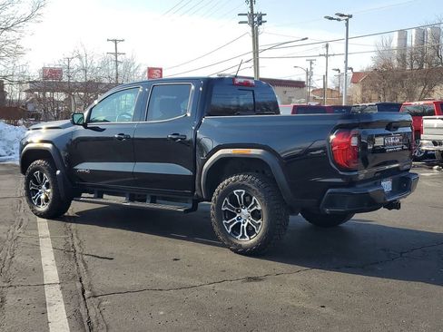 Used 2024 GMC Canyon AT4 w/ AT4 Premium Package image 4
