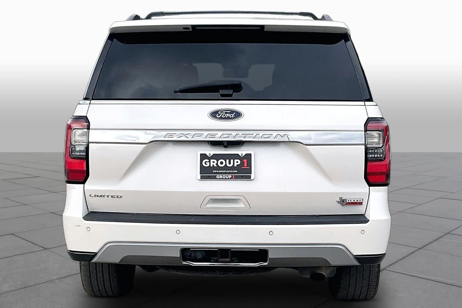 Used 2019 Ford Expedition Limited w/ Texas Edition Package RWD image 5