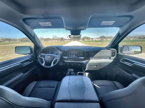 Used 2024 Chevrolet Silverado 1500 LTZ w/ Technology Package image 19