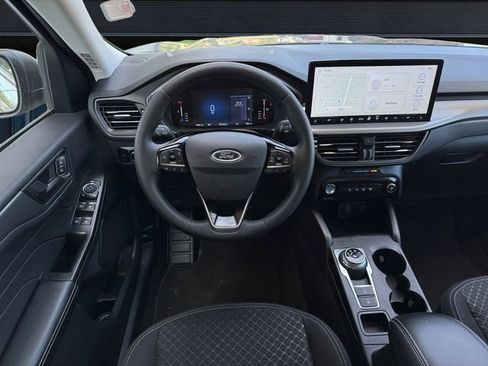 Used 2024 Ford Escape Active w/ Tech Pack #1 AWD/4WD image 12