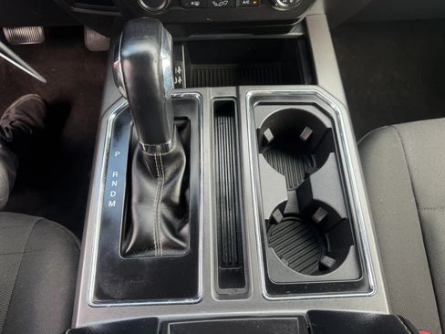 Used 2019 Ford F150 XLT w/ Equipment Group 302A Luxury AWD/4WD image 29