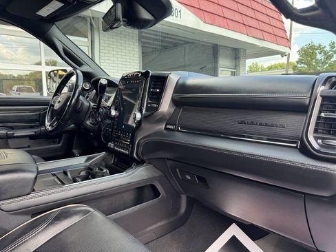 Used 2022 RAM 3500 Limited AWD/4WD image 38