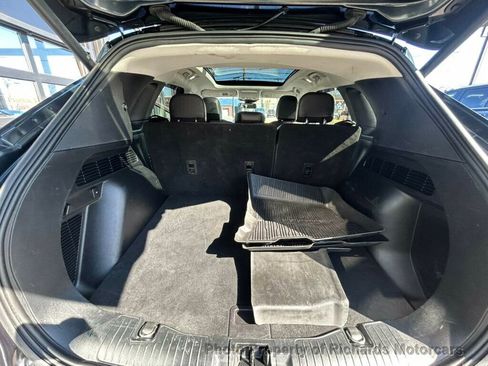 Used 2022 Ford Escape Titanium w/ Titanium Elite Package AWD/4WD image 18