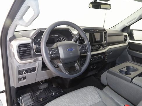 Used 2022 Ford F150 XLT w/ XTR Package image 23