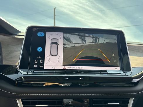 New 2026 Volkswagen Atlas SE FWD image 23