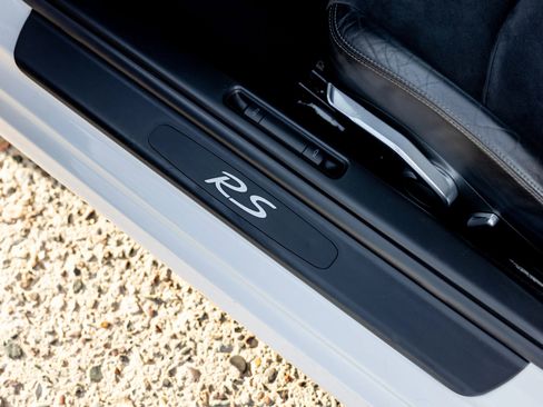 Used 2007 Porsche 911 GT3 RS image 22