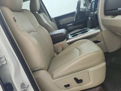 Used 2016 RAM 1500 Laramie w/ Convenience Group RWD image 30