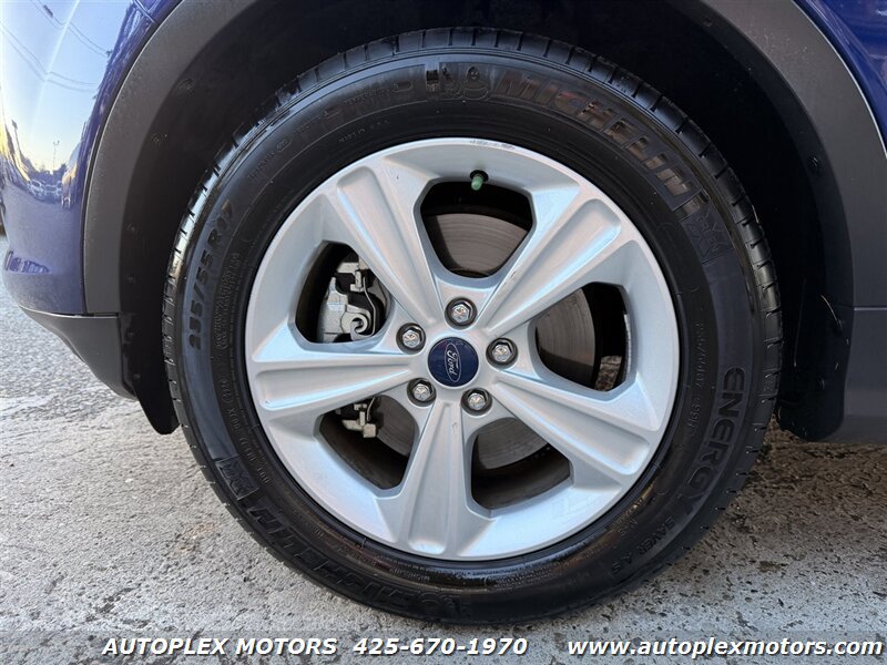 Used 2016 Ford Escape SE w/ Equipment Group 201A AWD/4WD image 26