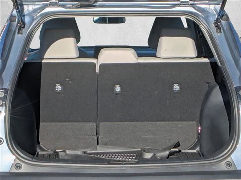 Used 2024 Toyota Corolla Cross L image 6