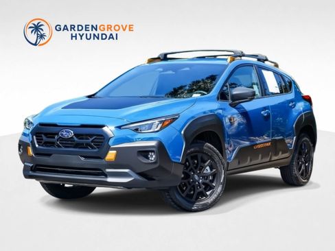 Used 2025 Subaru Crosstrek 2.5i Wilderness w/ Crosstrek Mirror Package AWD/4WD image 1