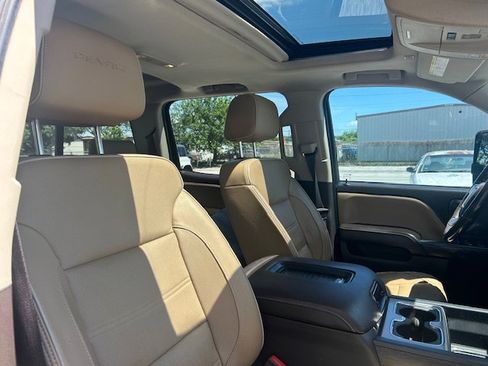 Used 2019 GMC Sierra 3500 Denali w/ Duramax Plus Package AWD/4WD image 14