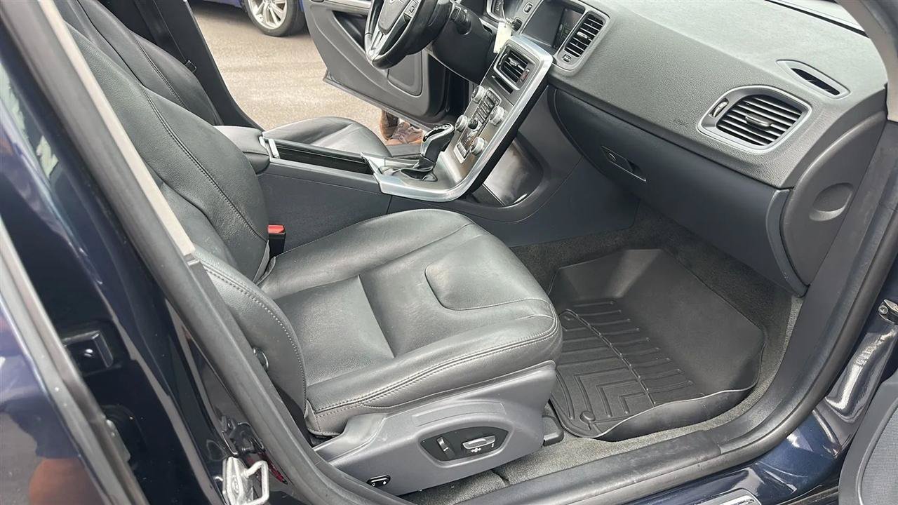 Used 2016 Volvo S60 T5 Premier AWD/4WD image 33