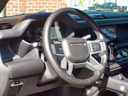 Used 2023 Land Rover Defender 110 X-Dynamic SE AWD/4WD image 22